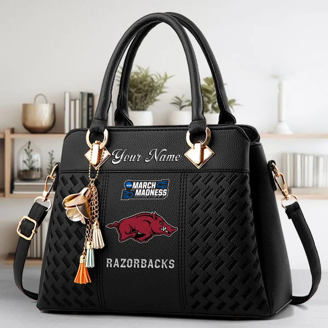 LIMITED EDITION - NEW CUSTOMIZED MAM NCAA06 AKR AK RAZORBACKS ZIP HANDBAG MULTICOLOR